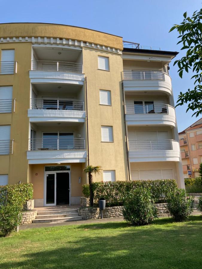 Stella Apartment Umag Exterior foto